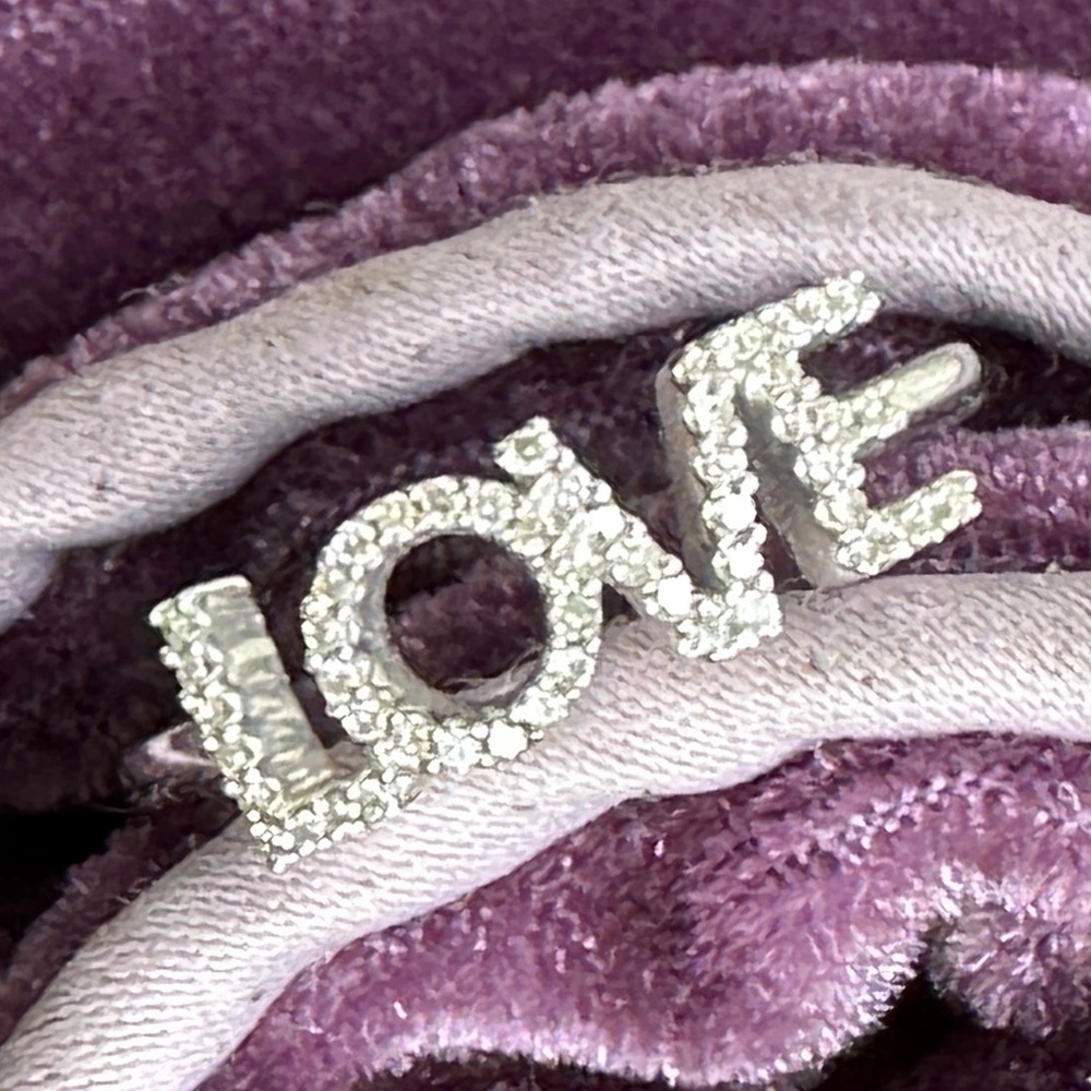 SIMPLY VERA VERA WANG Sterling Silver Diamond LOVE Ring - Picture 3 of 9
